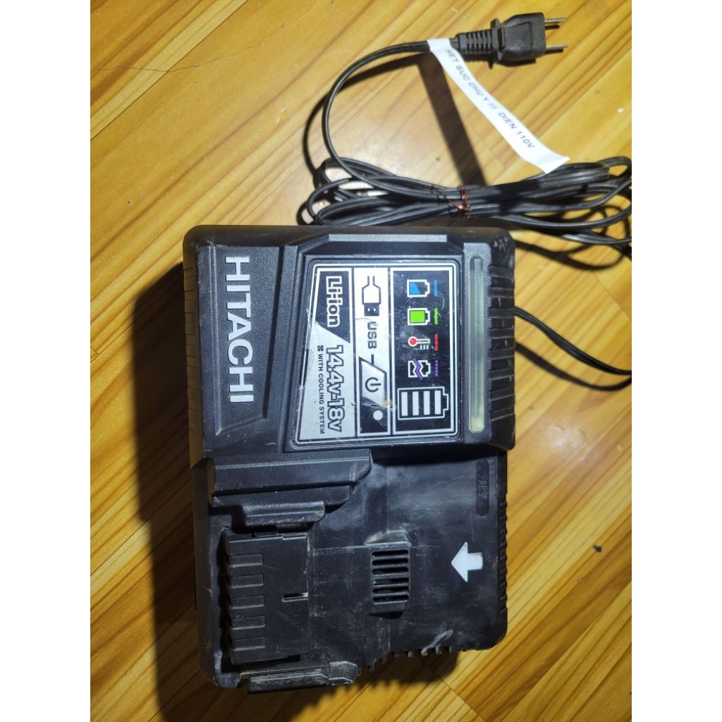 Sạc nhanh HITACHI-HIKOKI // 14V-18V-36V (multi volt) // HÀNG NHẬT CHÍNH HÃNG ĐIỆN 100v