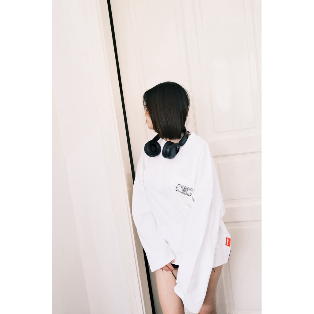 Áo Thun Tay Dài TRAFFY 77Fragile -THIS SIDE UP Form Oval Stargirl/ Starboy Cotton 2 Chiều Unisex | BigBuy360 - bigbuy360.vn