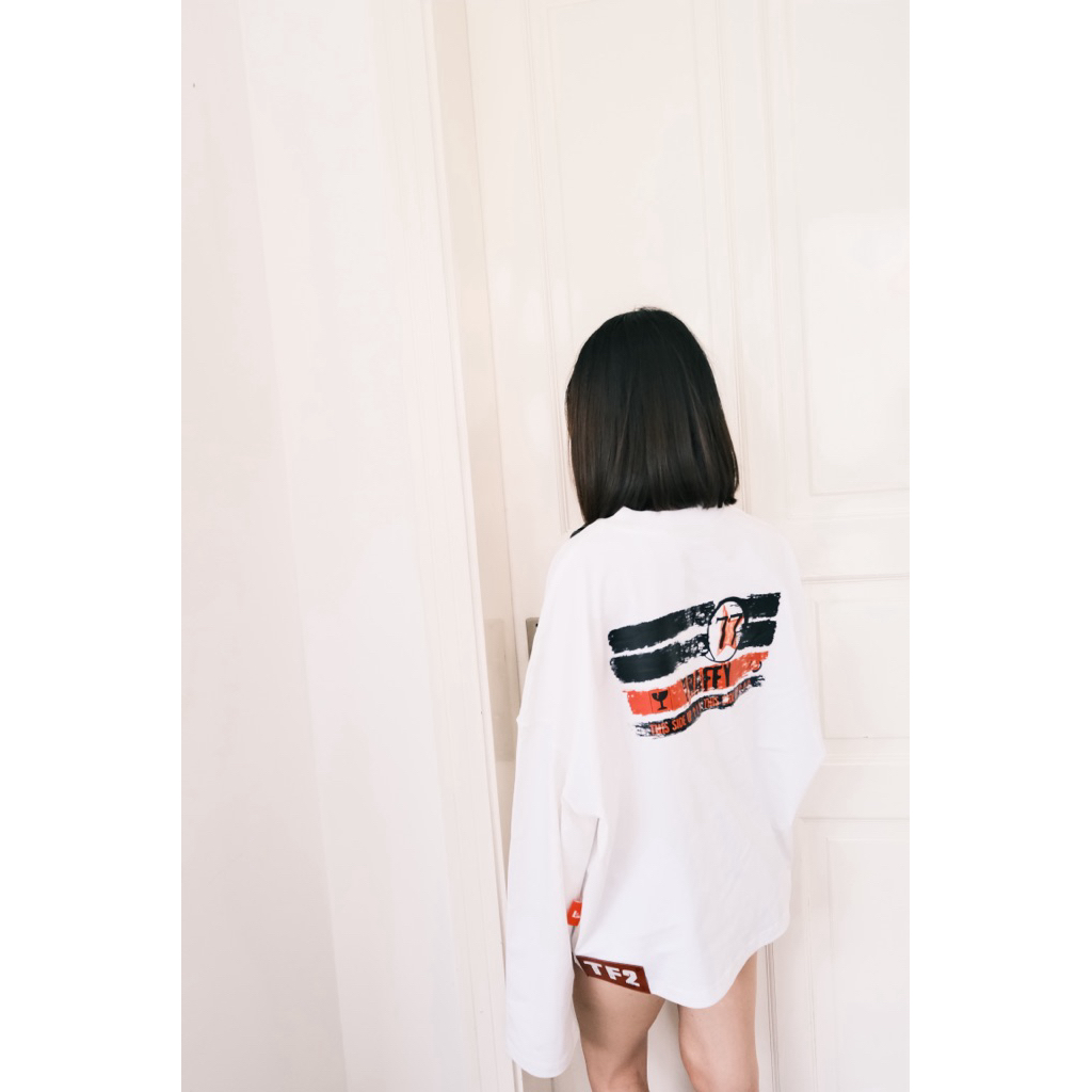 Áo Thun Tay Dài TRAFFY 77Fragile -THIS SIDE UP Form Oval Stargirl/ Starboy Cotton 2 Chiều Unisex | BigBuy360 - bigbuy360.vn