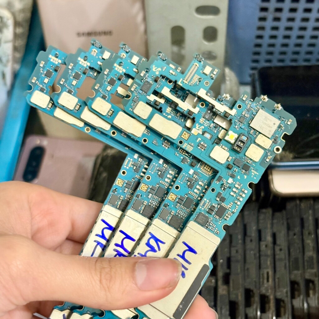 Main Samsung S10 Plus ( G975F / G975U/0 ) Zin Full Chức Năng ( Sim , Sạc , Wifi ,…)