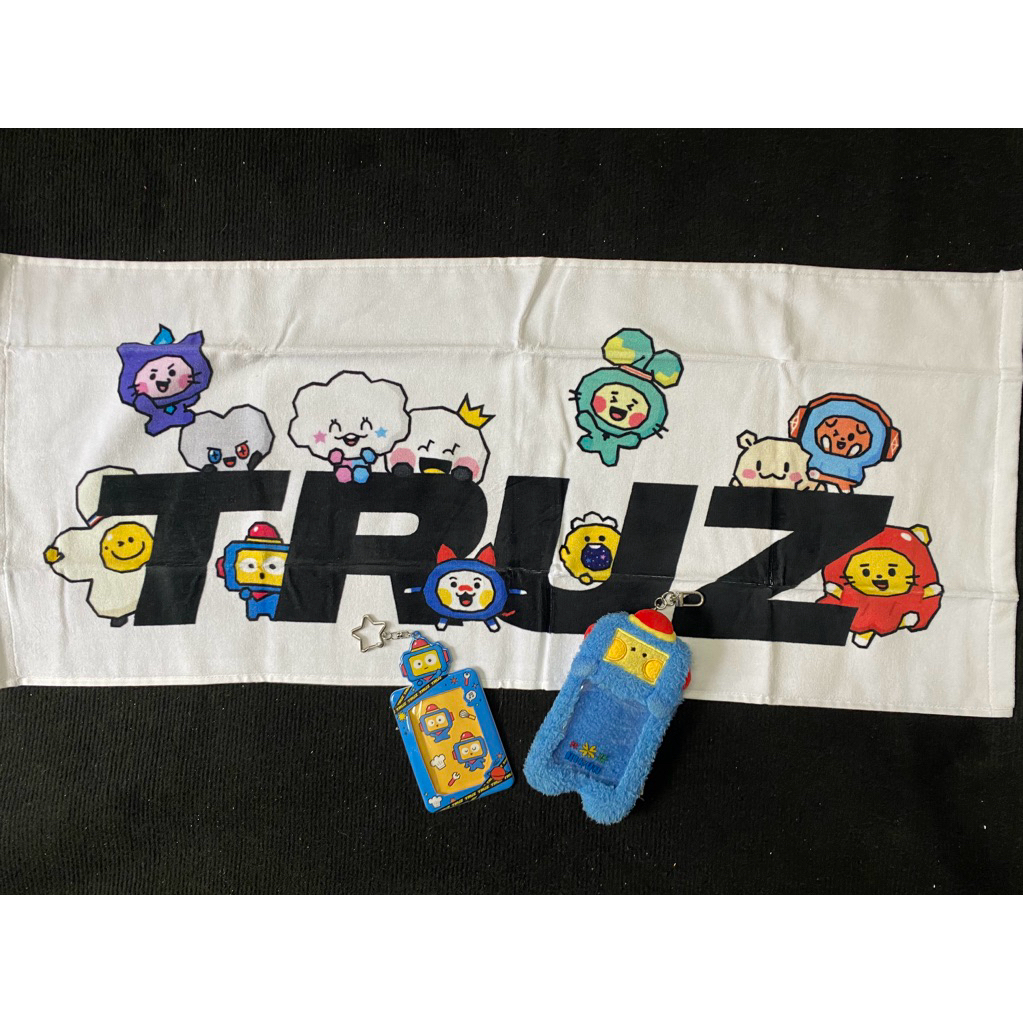 Truz offcial goods banner kèm 2 goods như hình