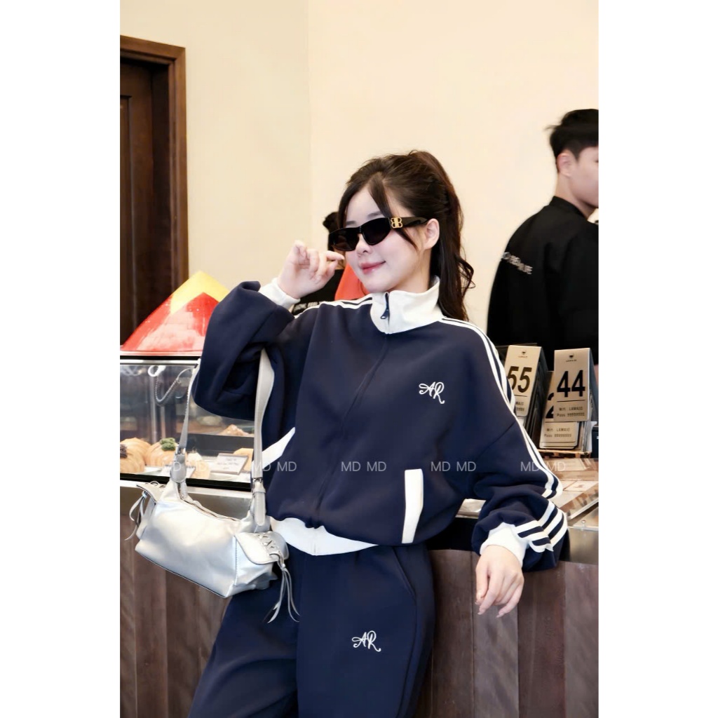 Bộ Nỉ Hai Da QCCC Mix Màu Xinh Phối Sọc Kẻ Kèm Quần Xuông Chất Liệu Cao Cấp Không Xù Không Nhăn BonTee Store | BigBuy360 - bigbuy360.vn