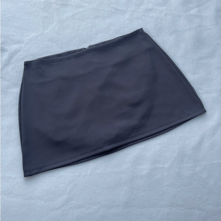 Chân váy ngắn chấm bi siêu tôn dáng chất liệu kaki CV-01 | BigBuy360 - bigbuy360.vn