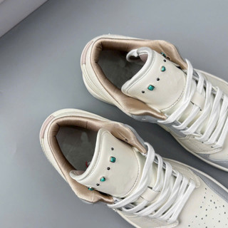 [ Tặng giấy gói ] Giày thể thao JD1 Low ‘Sail Soft Pearl’ IH7323-100, Giày thể thao JD1 rắn đá kem low beaded swoosh