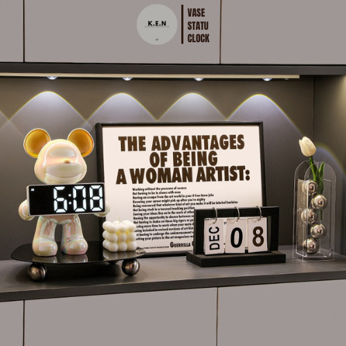 Đồng hồ gấu bearbrick, decor phòng khách hiện đại, đồng hồ decor, đồng hồ trang trí 26cm KENDECOR