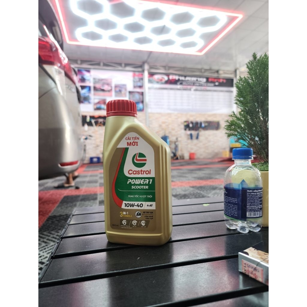 NHỚT TAY GA CASTROL POWER1 SCOOTER SP 0.8ML