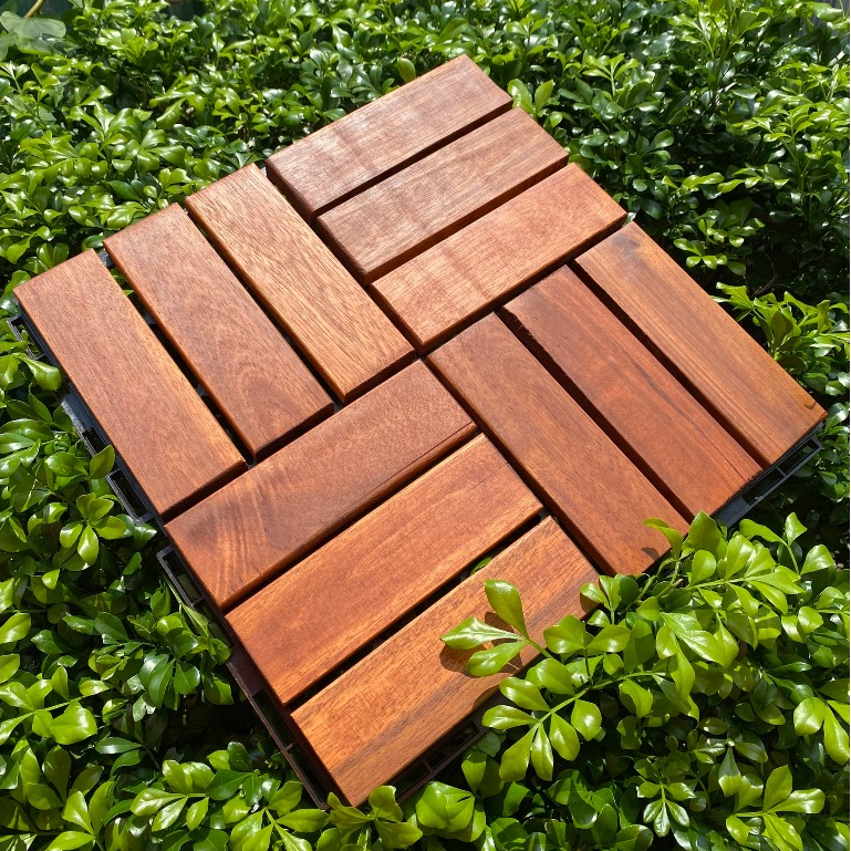 Combo 50 Vỉ Nhựa Lót Sàn Ban Công 30x30x2cm decor, chống nóng ngoài trời chịu mọi thời tiết nắng mưa