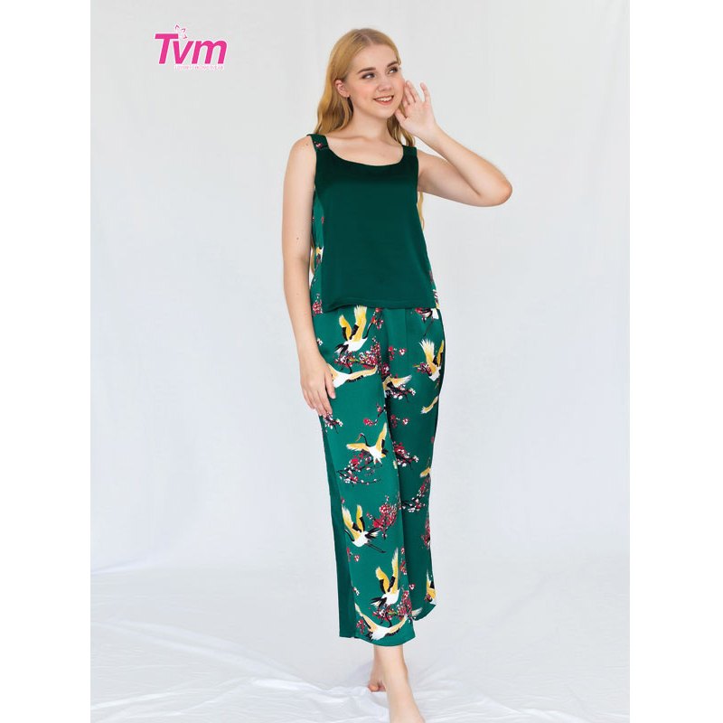 Bộ dài nữ sát nách B543 Tvm Luxury Homewear, chất liệu satin