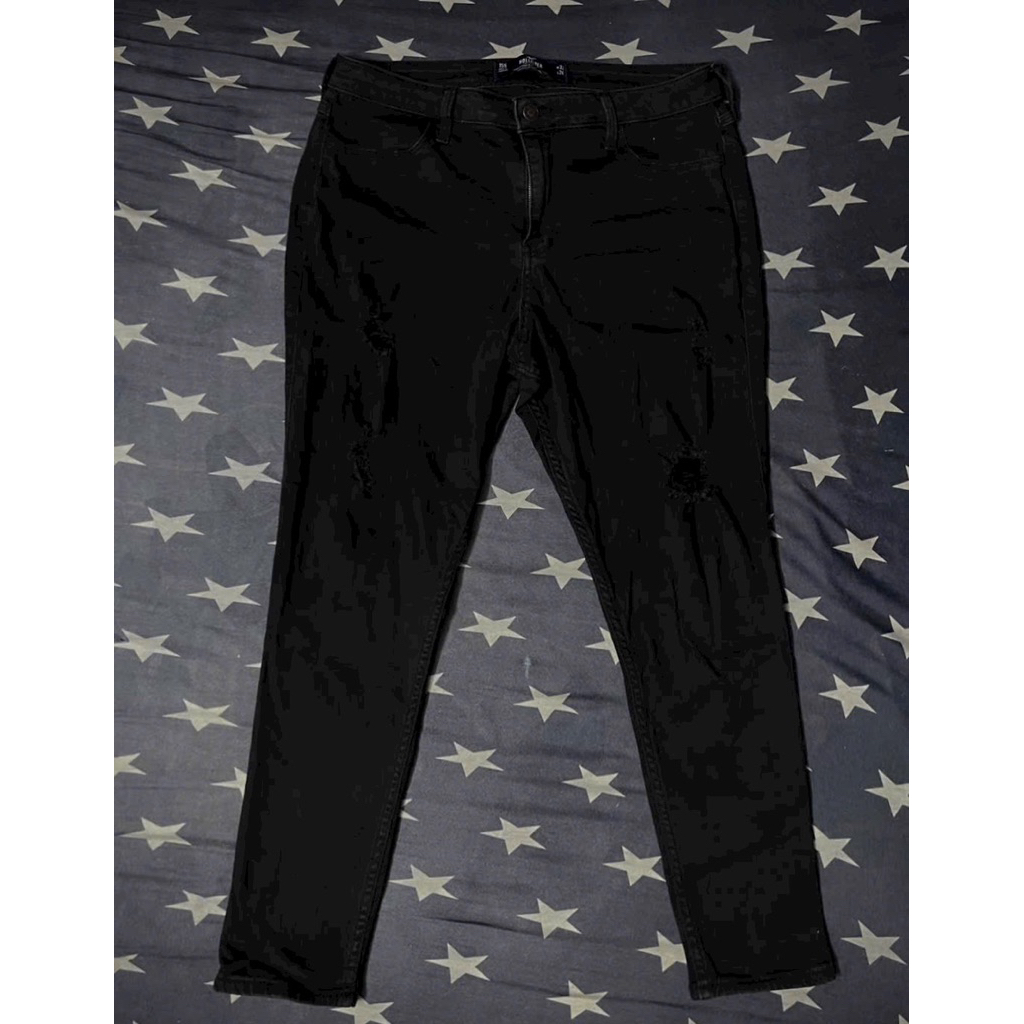 Quần Jeans Hollister đen