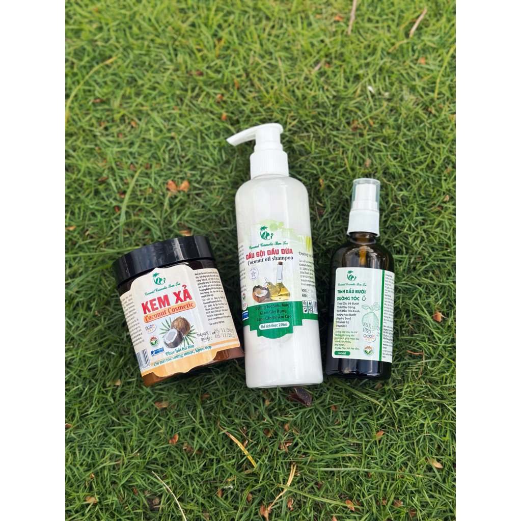 [ MUA 3 ĐƯỢC 4] Xịt dưỡng tóc tinh dầu Bưởi 100ml, Dầu gội Dừa 250ml, Kem xã 300ml Coconut Cosmetic 