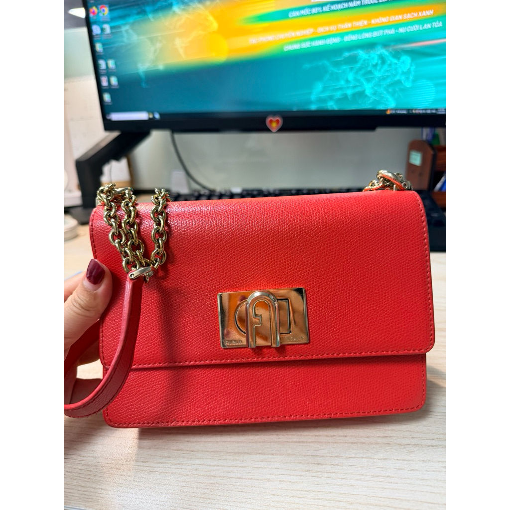 Thanh lý túi Furla 1927 like new 99% mua tại Vincom Bà Triệu