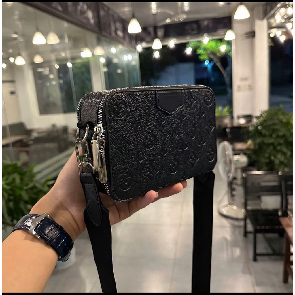 Túi Đeo Chéo Nam MB Hàng Loại Một Màu Đen Size 20 Dành Cho Các Bạn Nam Đi Du Lịch ,Đi Chơi .. Phong Cách Boy Phố