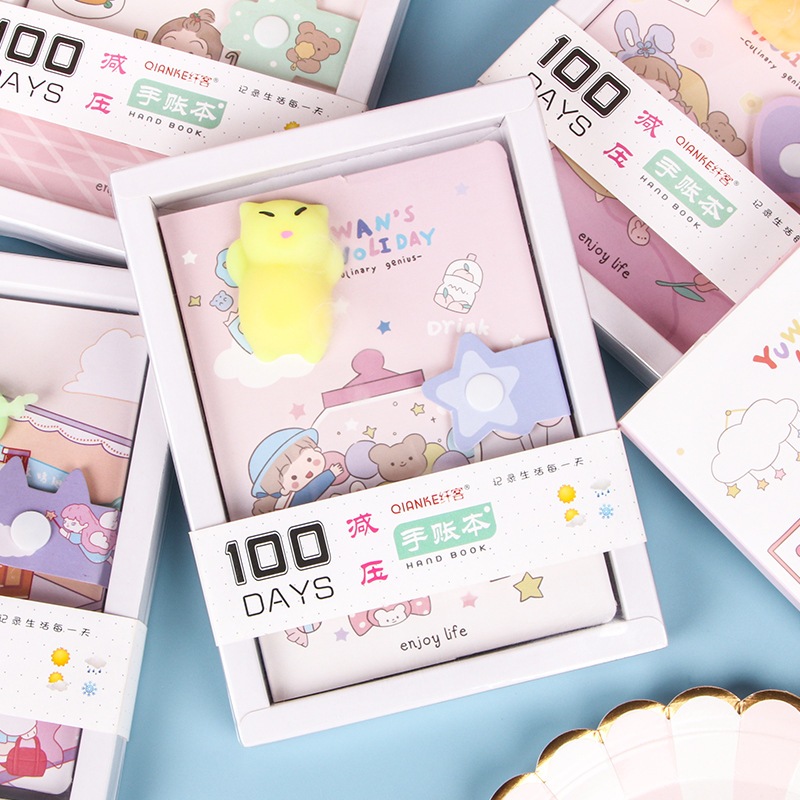 Sổ Tay Giảm Áp Kèm Squishy Mochi - Sổ Ghi Chép Bìa Cứng 60 Tờ Quà Tặng Cute TZ004
