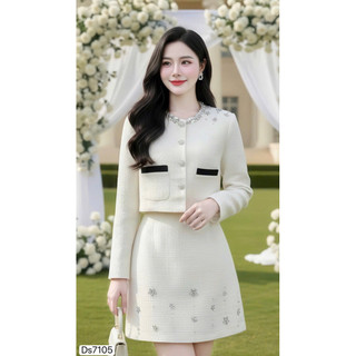  ds7105 Set váy thiết kế dạ tweed trắng ngà gồm áo khoác và chân váy đính kết ngọc kiêu sa chính hãng DVC cao cấp 