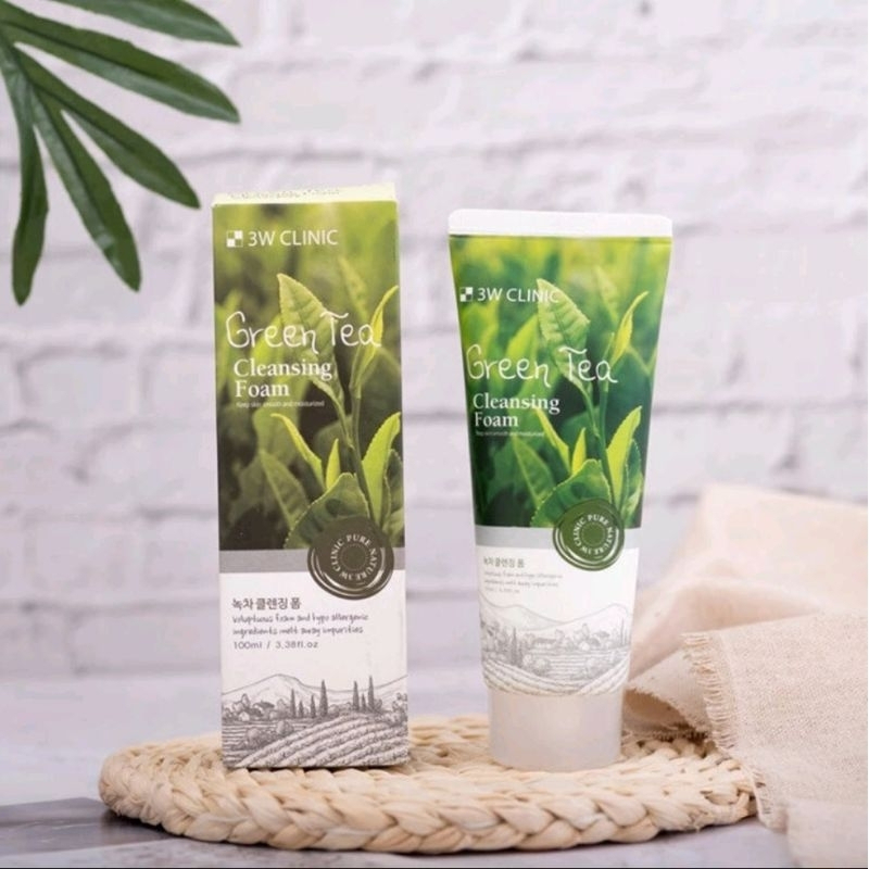 Sữa rửa mặt 3w clinic trà xanh 100ml giúp ngăn ngừa mụn nám tàn nhang cho làn da trắng hồng tự nhiên