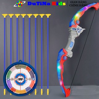 Đồ chơi bắn cung cho bé DuTiNa Kids có 1 bia hồng tâm, 1 cung tên, 8 mũi tên bằng silicon