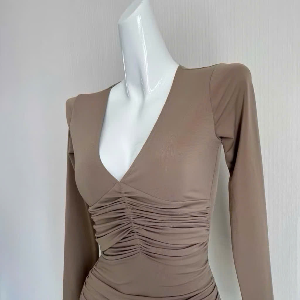 Váy Body Nữ Dáng Ngắn Cổ V LONACO D234, Đầm Nữ Thiết Kế Ôm Body Tôn Dáng Dài Tay Đi Chơi Đi Tiệc | BigBuy360 - bigbuy360.vn