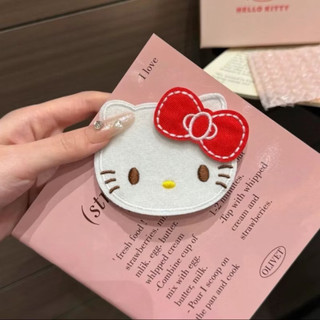 Dễ Thương Kẹp Tóc, Miếng dán kitty nơ