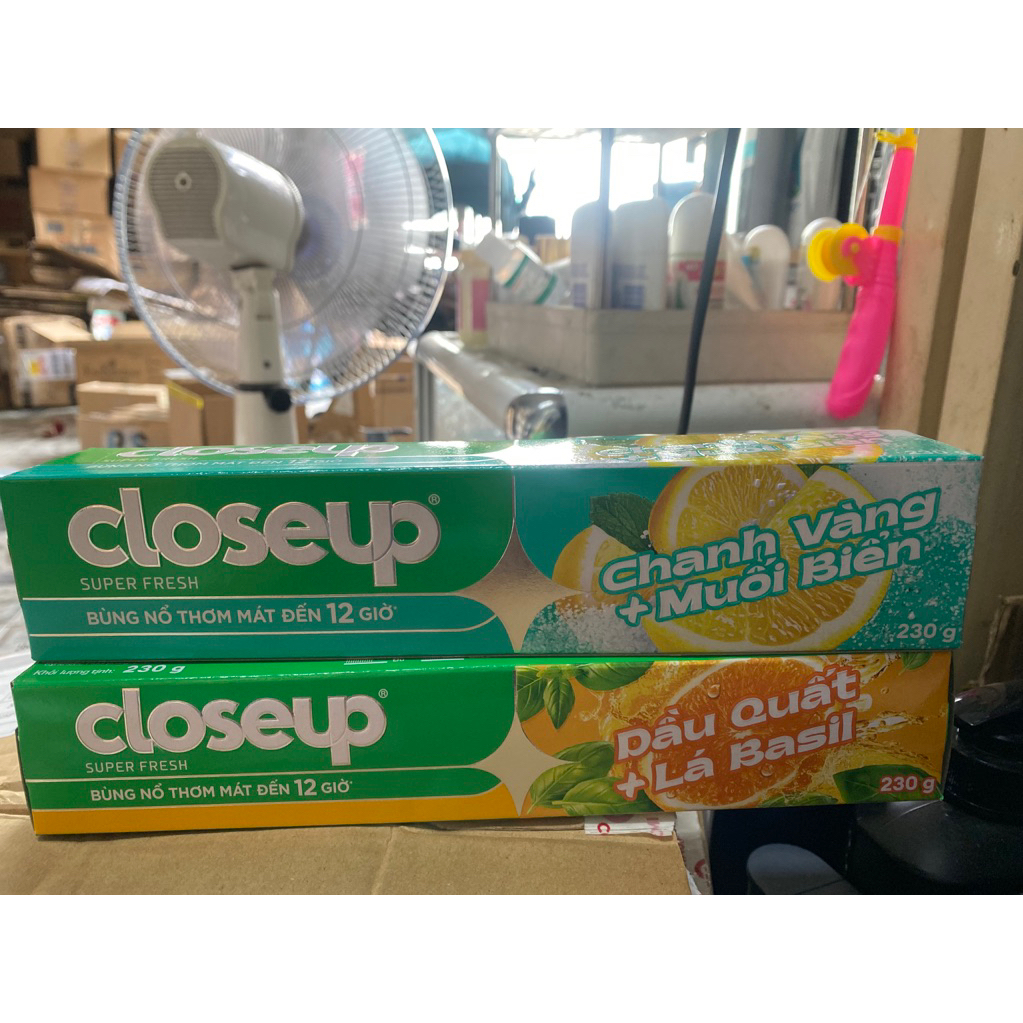 230g Kem đánh răng closeup 230g dầu quất+ lá basil/ chanh vàng+ muối biển