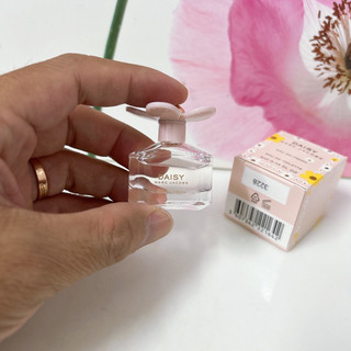 Nước hoa nữ MARC JACOBS Daisy Eau So Fresh Eau De Toilette 4ml