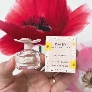 Nước hoa nữ marc jacobs daisy eau so fresh eau de toilette 4ml