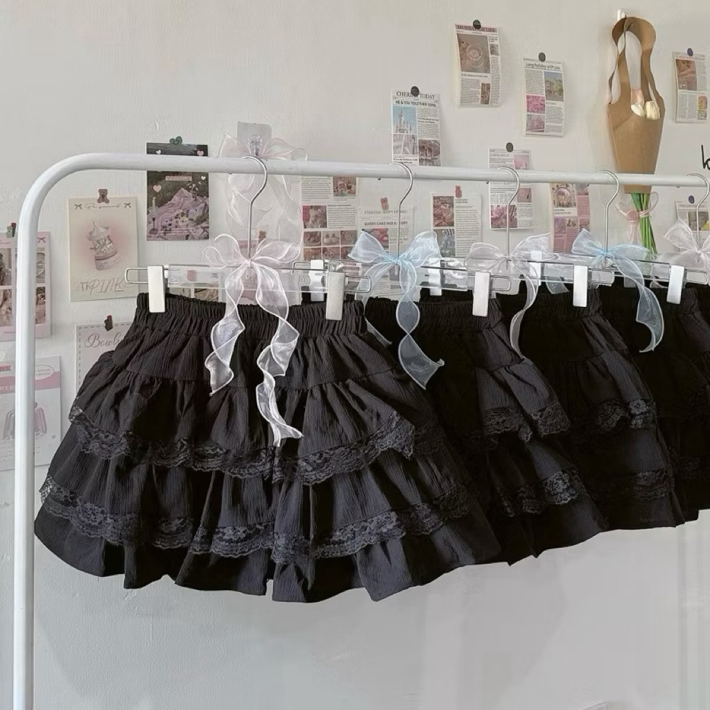 Váy ngắn chất voan xốp xếp tầng 3 lớp có quần bảo hộ phong cách Hàn 3 màu đen trắng đỏ LOKAA V3