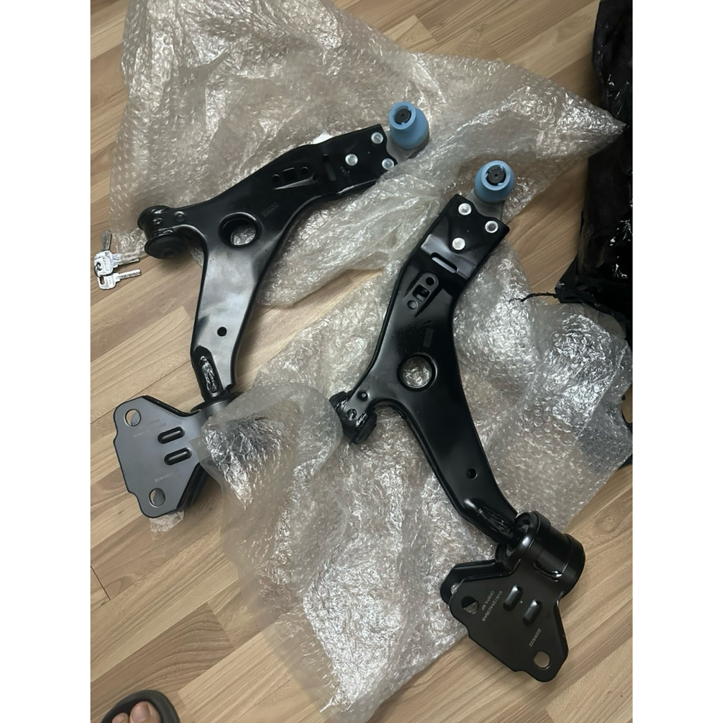 Càng A ford focus 2013-2019 hàng xịn changan