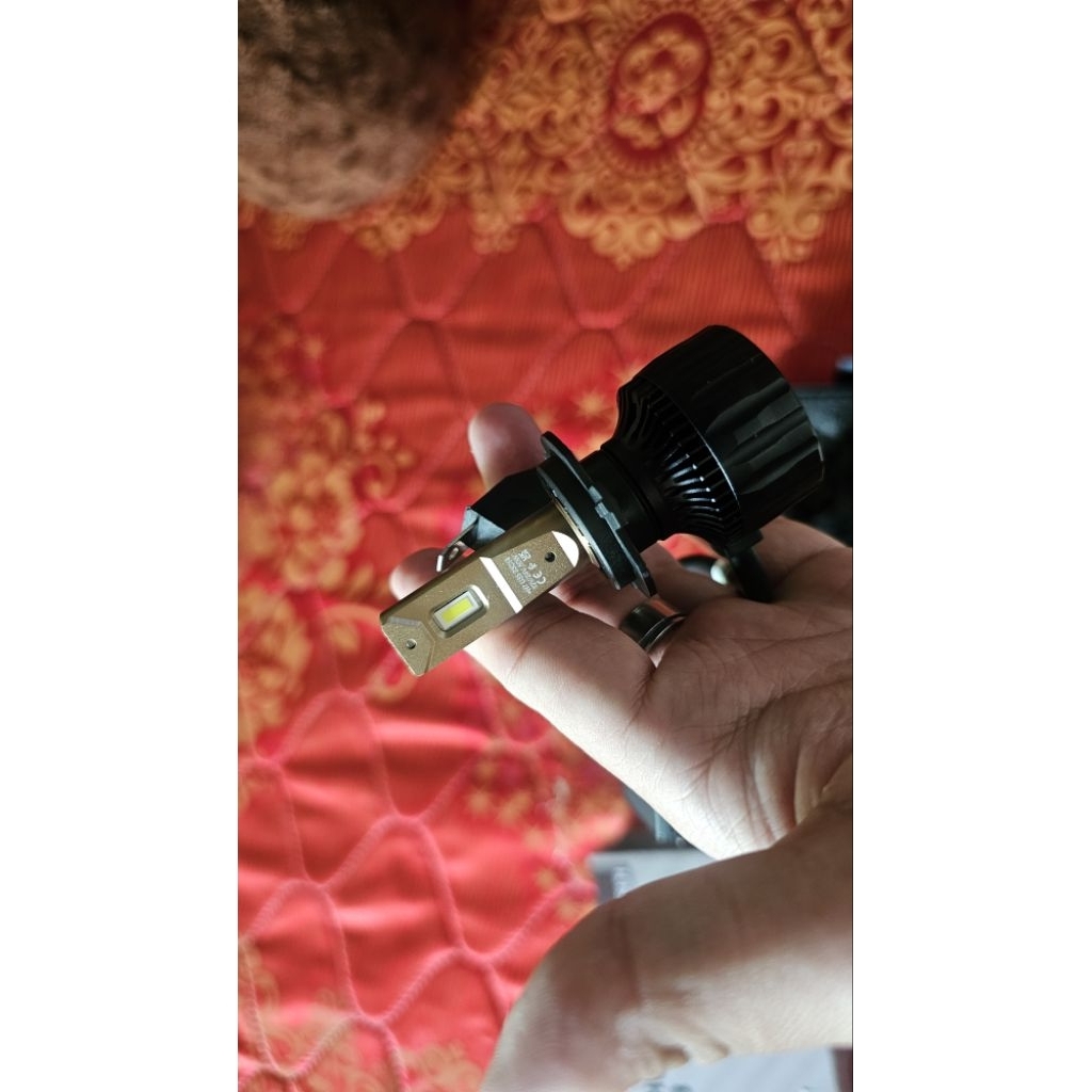 Đèn pha LED Philips Ultinon Rally 3550 3551 công suất 50w