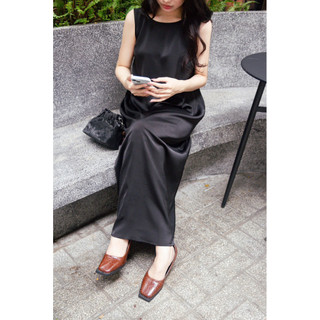 Đầm lụa hoa thấp lưng - Cheryl Dress