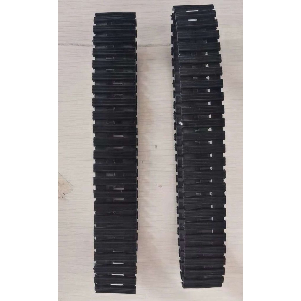 Xích cao su dùng cho máy xúc điều khiển từ xa Volvo e598