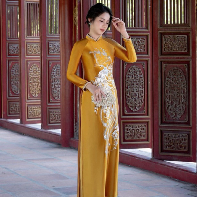 Áo Dài Cho Mẹ Thêu Lụa Ruuby Cao Cấp, Kết Đá Sang Trọng Quý Phái, Big Size ADM84