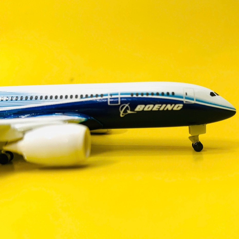 MÔ HÌNH MÁY BAY DÂN DỤNG BOEING 787 DREAMLINER LIVERY | Aircraft Model (Tỉ Lệ 1:400) 20CM