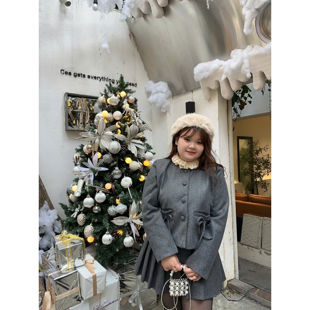 ÁO KHOÁC DẠ ÉP TÚI NƠ thiết kế dáng ngắn cúc tròn túi đính nơ thanh lịch đi chơi Noel chụp ảnh  Huyền Lucy Bigsize | BigBuy360 - bigbuy360.vn
