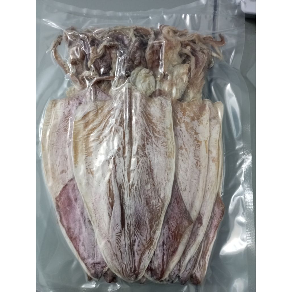 1 con Mực khô ngon loại vừa (12-15/kg) | Khô Mực Cô Tô, Quảng Ninh