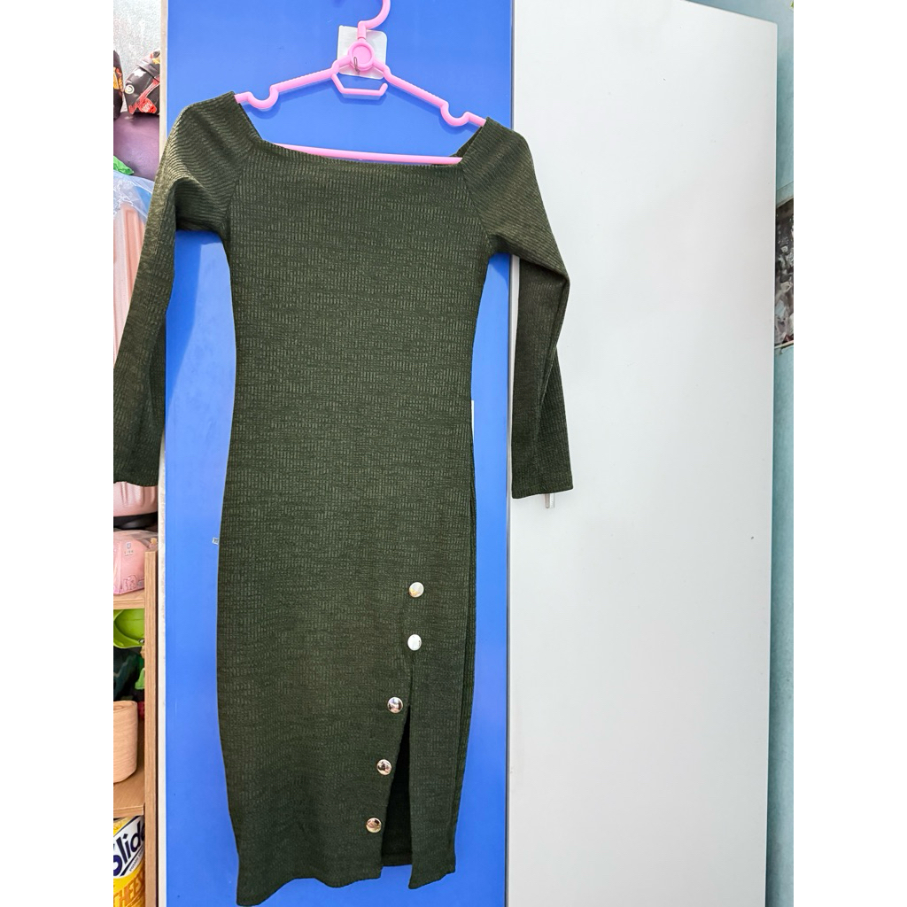 Đầm trễ vai dưới 48kg
