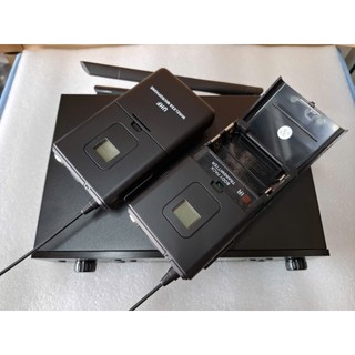 Micro không dây đeo tai, cài áo UHF Wireless microphone