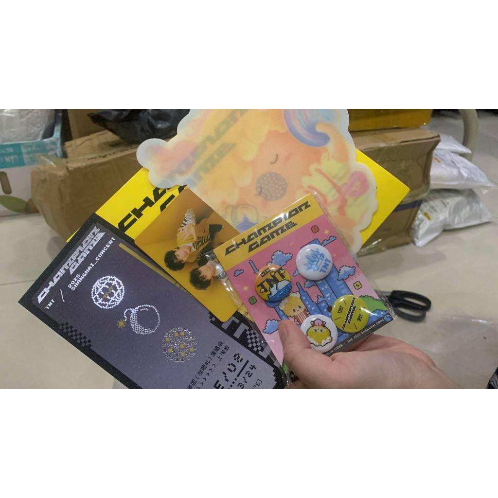 Set tặng Concert UNOFF TNT