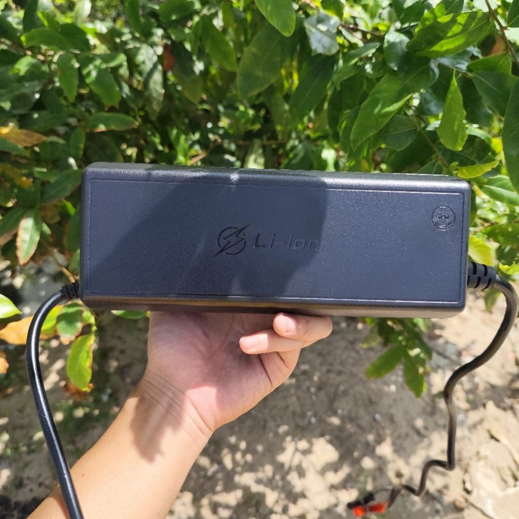 Sạc pin 4S 14,6V dòng sạc 20A hàng (Li) xịn