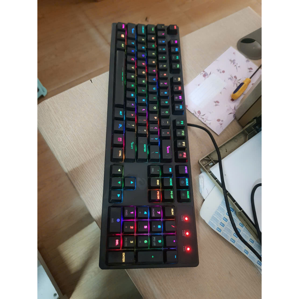 Bàn phím cơ Dareu Ek 1280s , EK 1280 (cũ) dùng tốt ko lỗi gì Led RGB nhiều chế độ