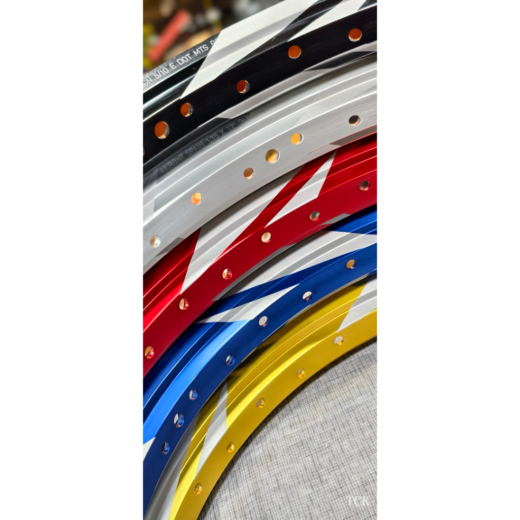 Vành Xe AKRONT THAILAND 1.4 x 17 inch - Mẫu Sấm Sét 6 cánh - Chữ CNC (Đvt = 1 cái)