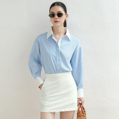 Áo sơ mi kẻ sọc nữ GILLEE phối cổ và tay áo trắng, dáng oversized, sơ mi form rộng vải kate Mỹ FAS354