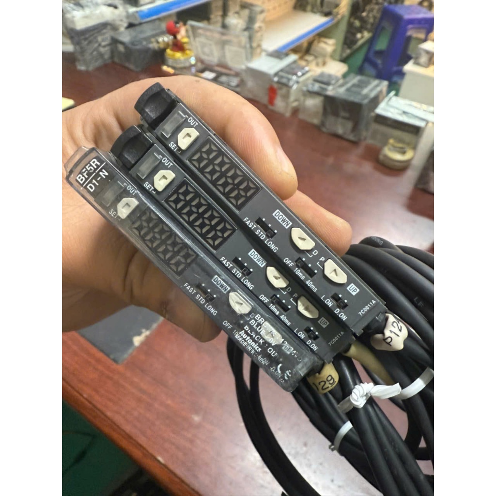 1 cái Cảm biến  AUTONICS BF5R  D1-N    hàng tháo máy