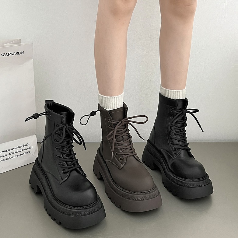 Boot martin đế cao nữ Cổ ngắn Cá tính dễ phối đồ Giày boot nữ martin Đế dày Cổ thấp retro Mũi tròn T