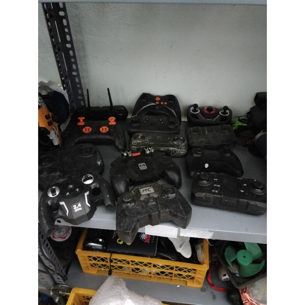 Điều khiển flycam cũ để lấy linh kiện  (B53).