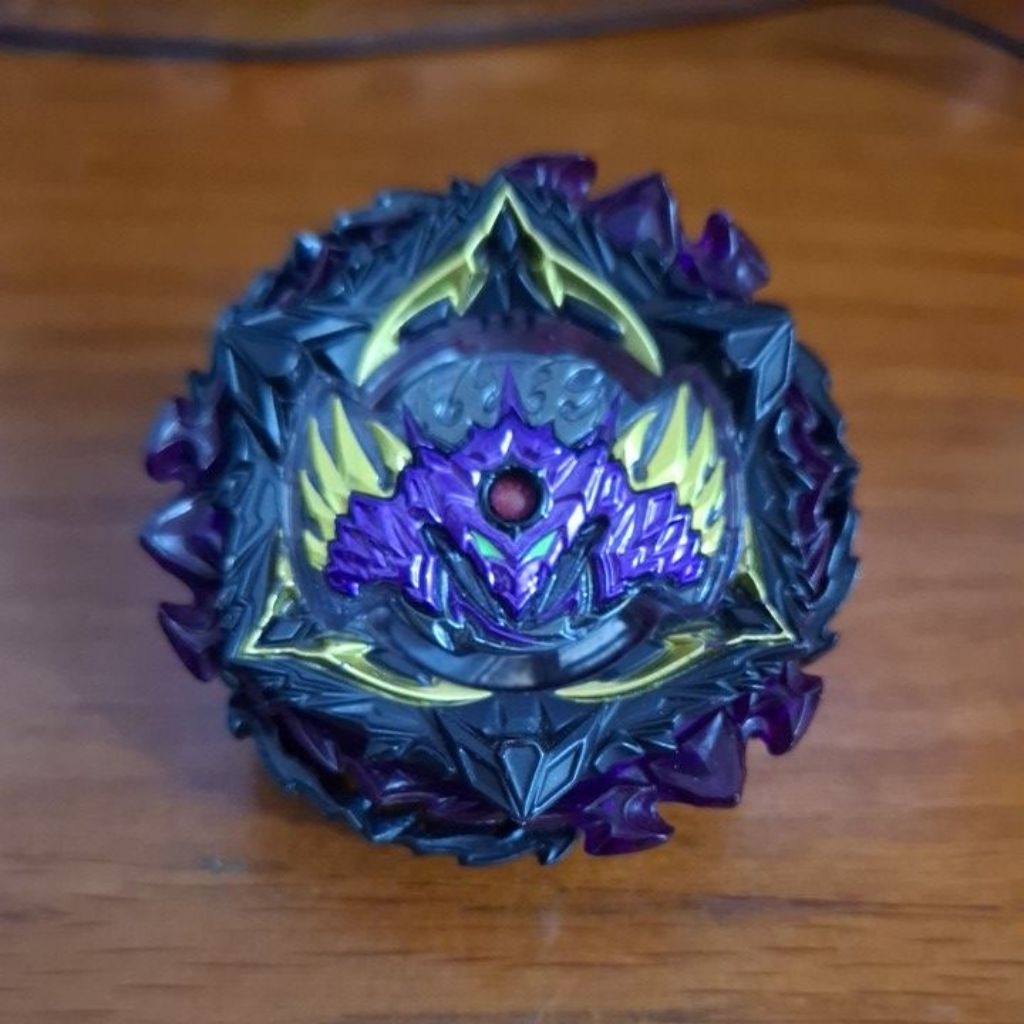 Con quay Beyblade Takara Tomy B-175 Lucifer The End