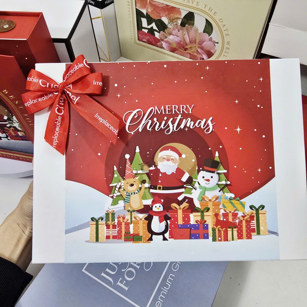 [ Tặng Rơm- NOEL 2025 ] Hộp đựng Quà tặng Noel 2025, Giáng sinh mở ô cửa đón Ông già Noel, Hộp cứng 