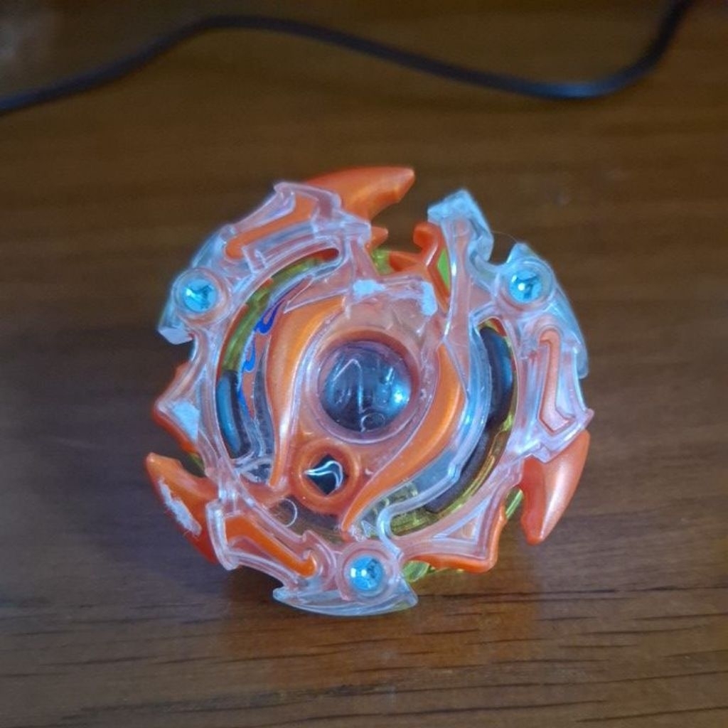 Con quay Beyblade Takara Tomy B-64 Inferno Ifrit