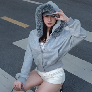  Áo Khoác Nỉ Nhung Dáng Croptop Mũ Siêu To Form Rộng Bo Eo Chất Dày Nặng Tay BYBILLY 