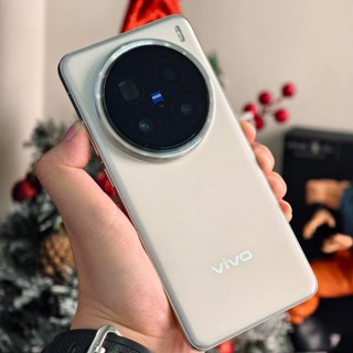  Điện thoại Vivo X200 Pro  đã sử dụng full phụ kiện     tặng tai nghe hoặc sò lạnh  