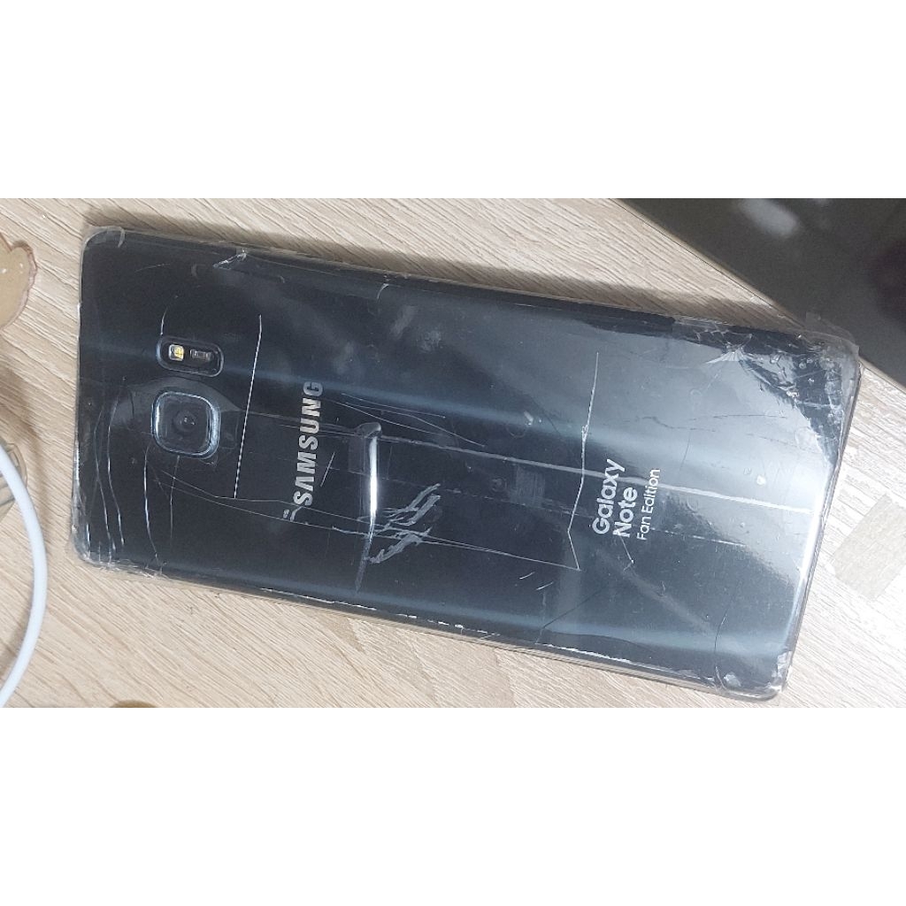 cụm xác samsung galaxy note7FE không màn không pin. main N935F/DS sống  [đọc mô tả]